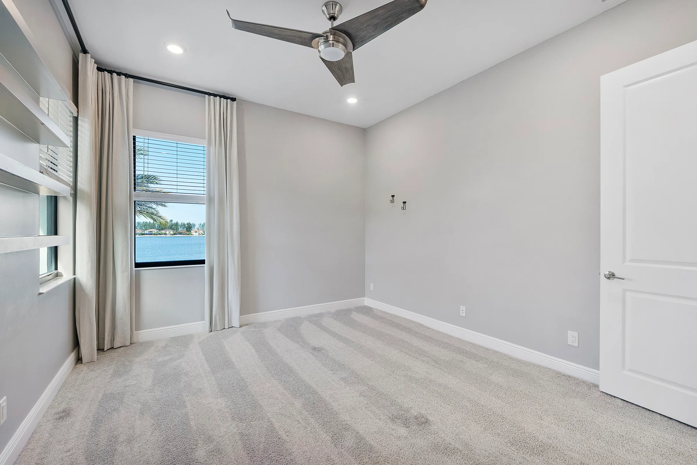 Empty home — 8685 Parkland Bay Dr